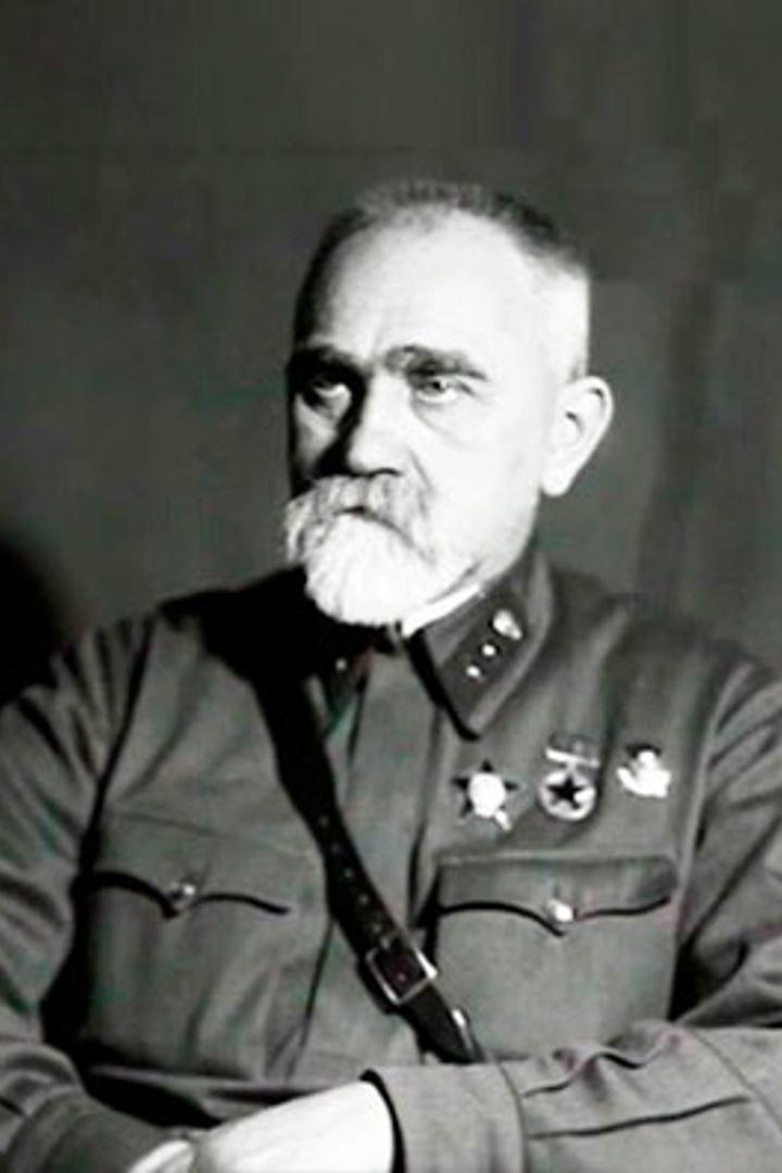 Евгений Павловский. Как выживать в невидимых мирах (evgenij-pavlovskij-kak-vyzhivat-v-nevidimyh-mirah) Документальный фильм