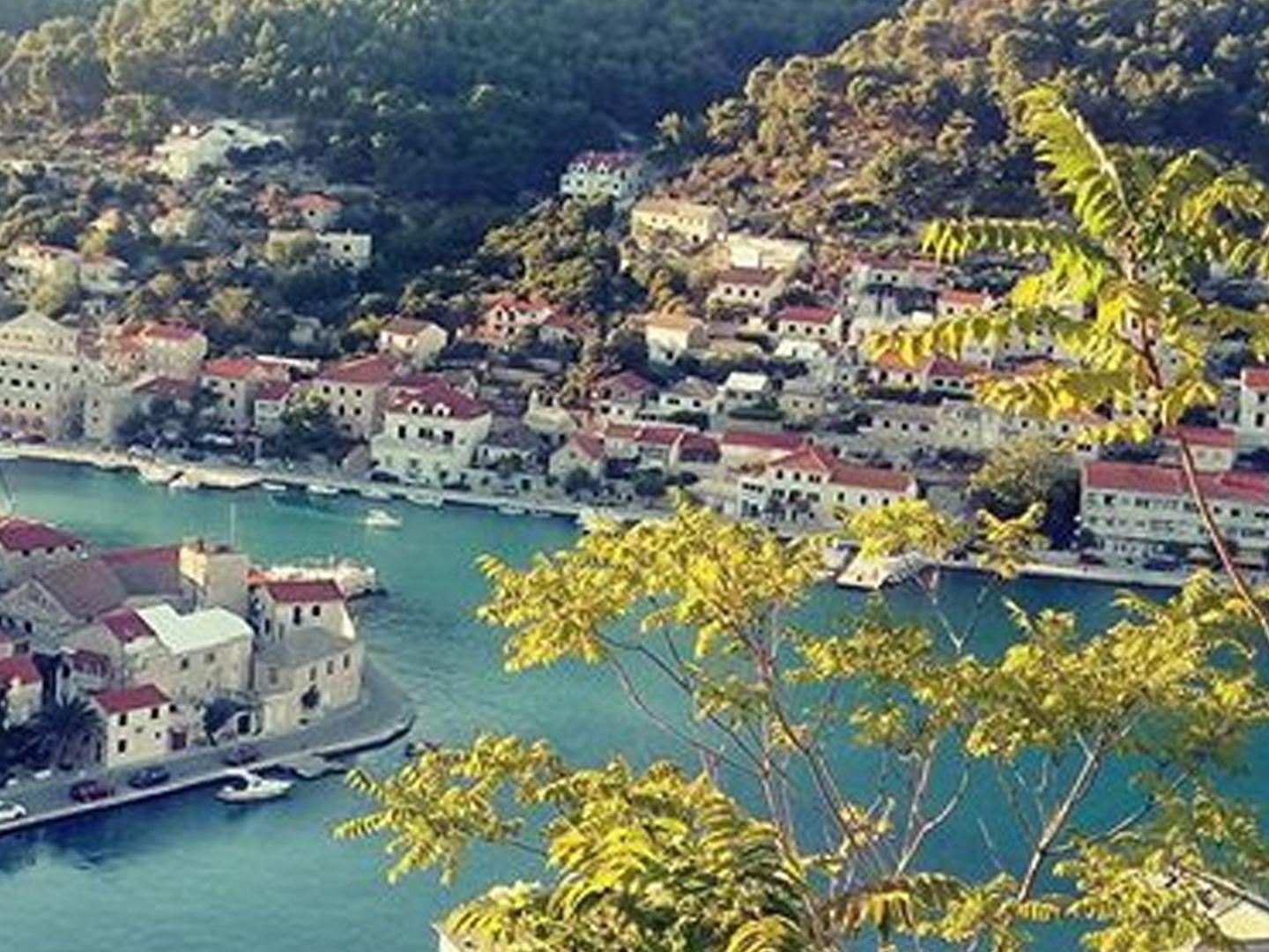 Slušaj kamen (sluaj-kamen) Документальный фильм