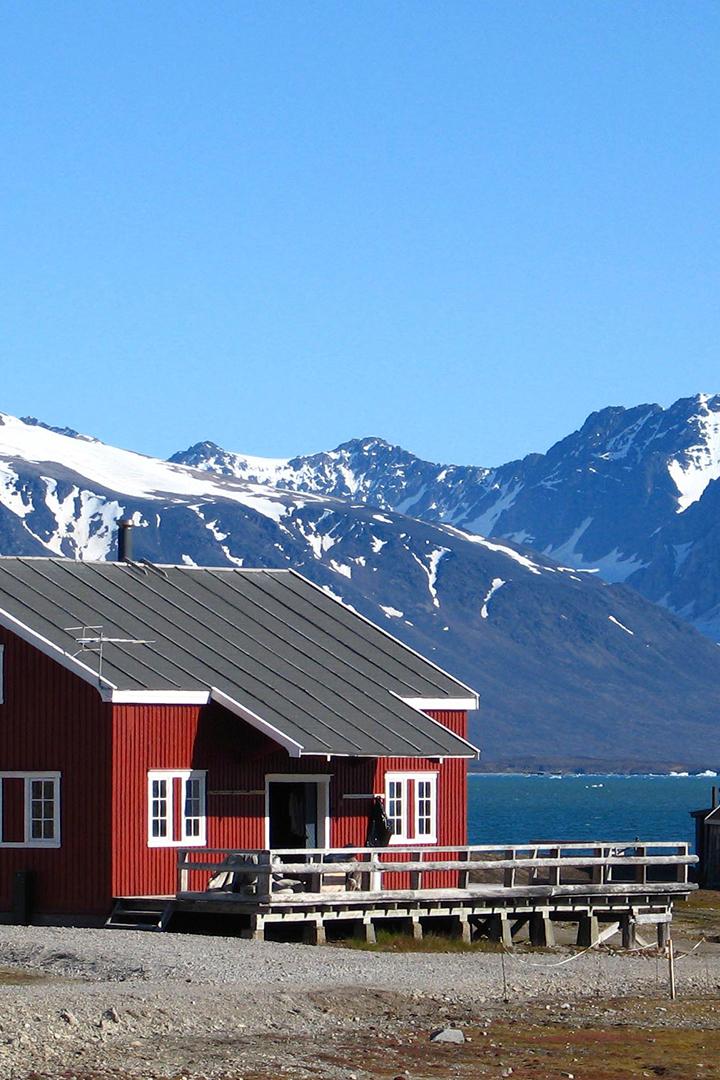 Willkommen auf Spitzbergen - Ohne Visum in die Arktis (willkommen-auf-spitzbergen-ohne-visum-in-die-arktis) Документальный фильм