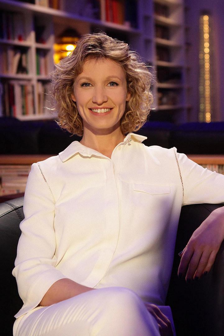 Alexandra Lamy, chouchou des Français (alexandra-lamy-chouchou-des-franais) Документальный фильм