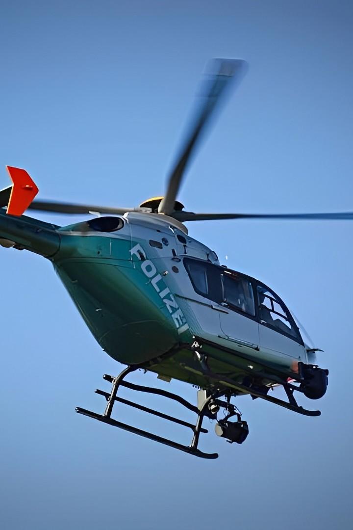 Diebe, Raser und Vermisste: Einsatz im Polizeihubschrauber (diebe-raser-und-vermisste-einsatz-im-polizeihubschrauber) Документальный фильм
