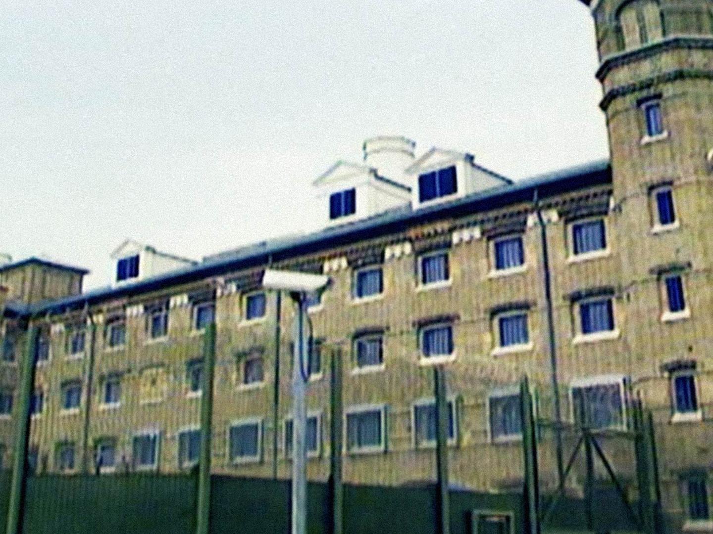 Britain's Notorious Prisons (britains-notorious-prisons) Документальный фильм