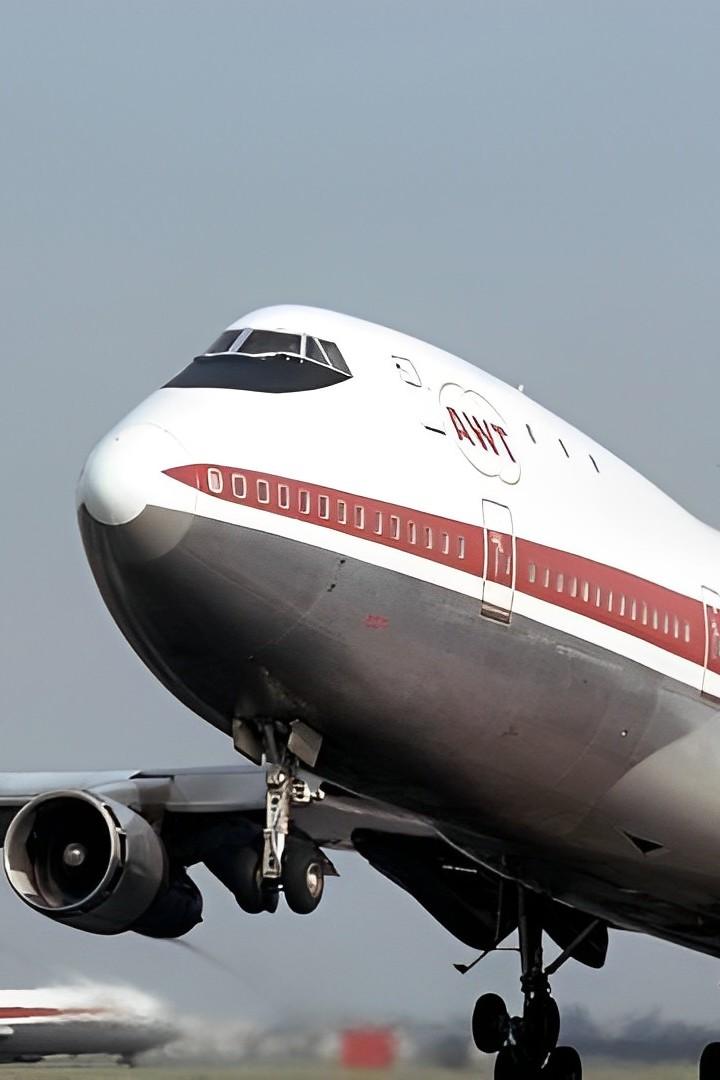 Der Kampf um die Riesenflieger (der-kampf-um-die-riesenflieger) Документальный фильм