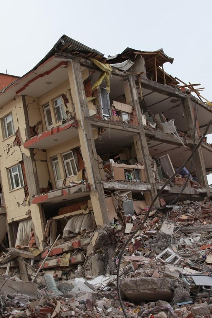 Deprem Özel (deprem-zel) Новости