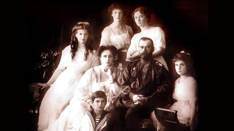 Постер Ghosts of the Russian Royal Family