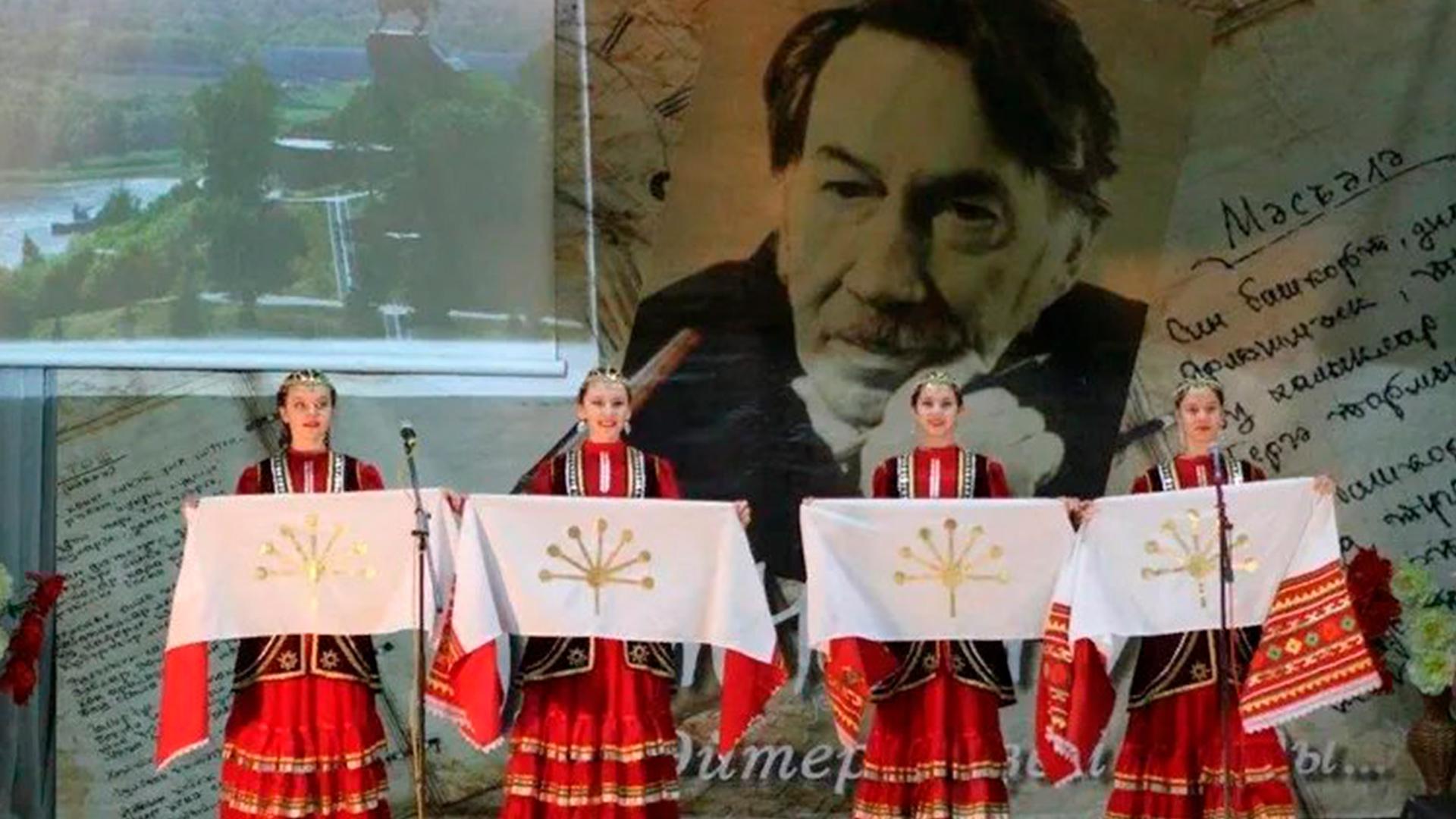 Концерт, посвященный творчеству поэта Ангама Атнабаева (kontsert-posvjaschennyj-tvorchestvu-poeta-angama-atnabaeva) Музыка