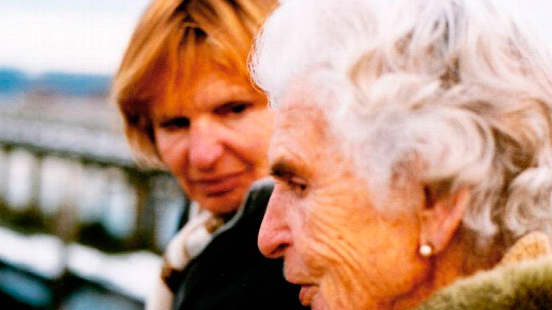 Drei Frauen, ein Geheimnis (drei-frauen-ein-geheimnis) Документальный сериал