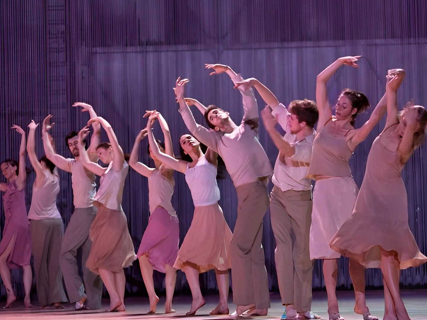 Хореография: Анна Тереза Де Кеерсмакер (horeografija-anna-tereza-de-keersmaker) Музыка