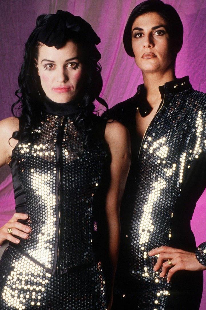 Britain's Favourite Songs: 90s (britains-favourite-songs-90s) Музыка