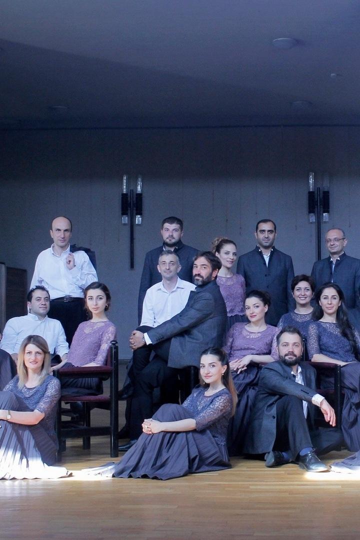 Կոմիտաս «Գիտաժողով».«Հովեր» պետական կամերային երգչախումբ Музыка