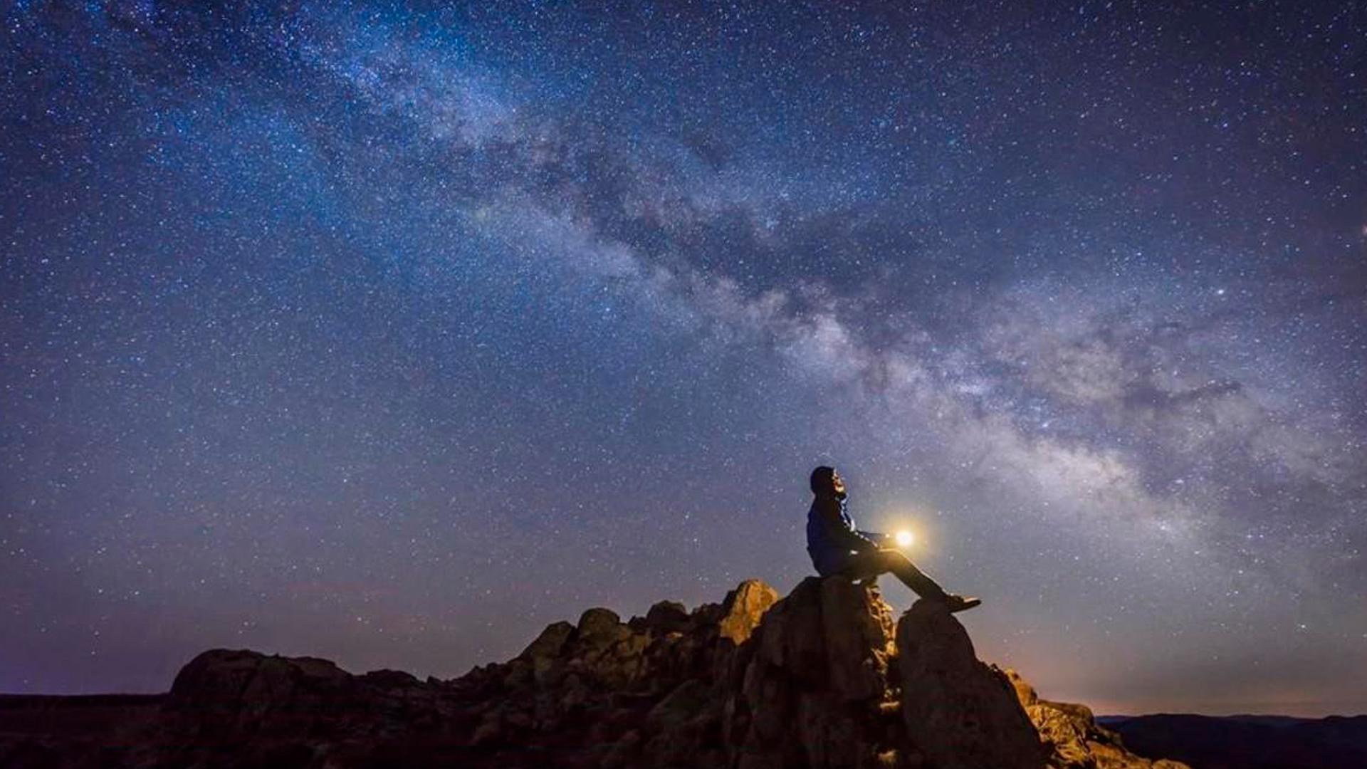 Doce, la historia desde las estrellas (doce-la-historia-desde-las-estrellas) Документальный сериал