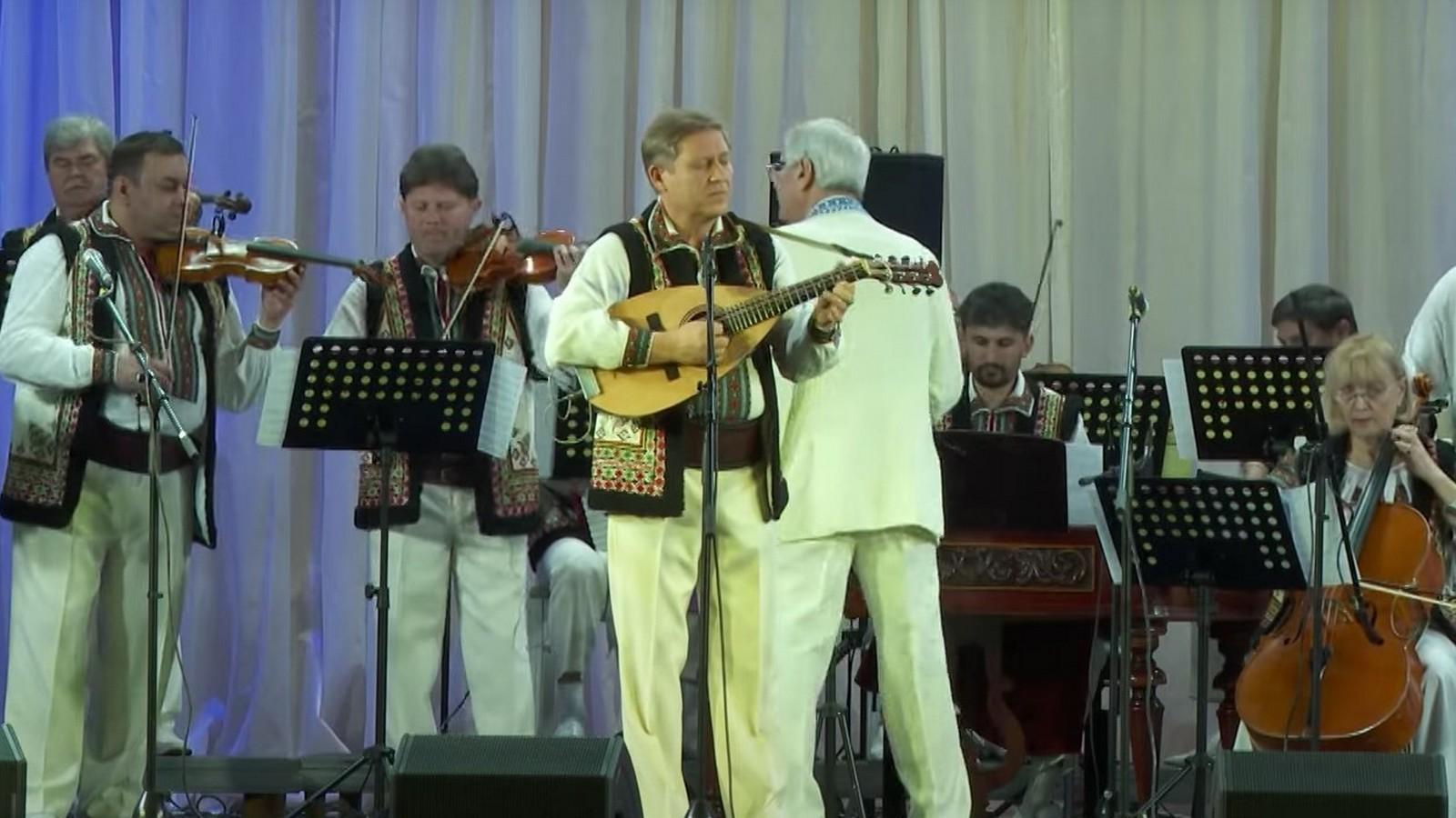Cobza dorul imi alina (cobza-dorul-imi-alina) Музыка