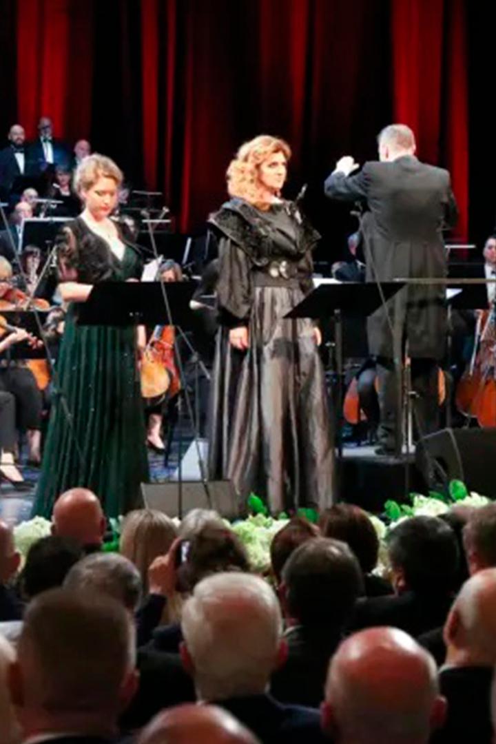 Svečani koncert povodom obilježavanja Dana državnosti i 10. godišnjice članstva Republike Hrvatske u Europskoj uniji, HNK Zagreb (sveani-koncert-povodom-obiljeavanja-dana-dravnosti-i-10-godinjice-lanstva-republike-hrvatske-u-europskoj-uniji-hnk-zagreb) Музыка