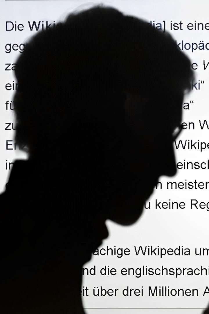 Faut - Il croire wikipedia ? (faut-il-croire-wikipedia) Документальный фильм