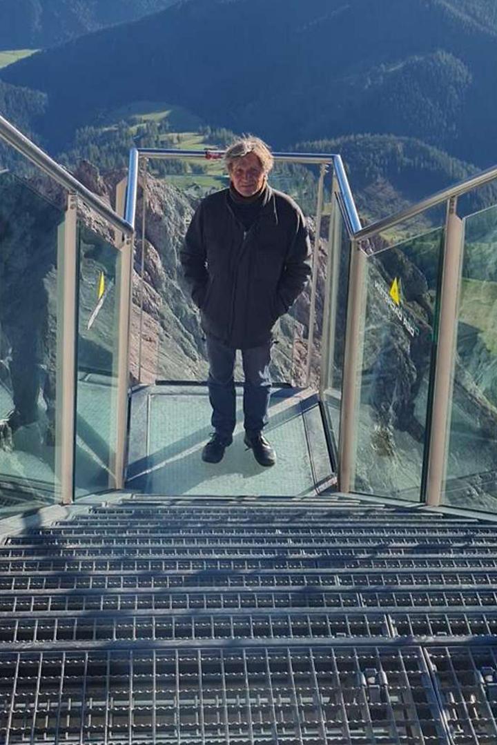 Eine Stufen-Reise – Treppen im Wandel der Zeit (eine-stufen-reise-treppen-im-wandel-der-zeit) Документальный фильм
