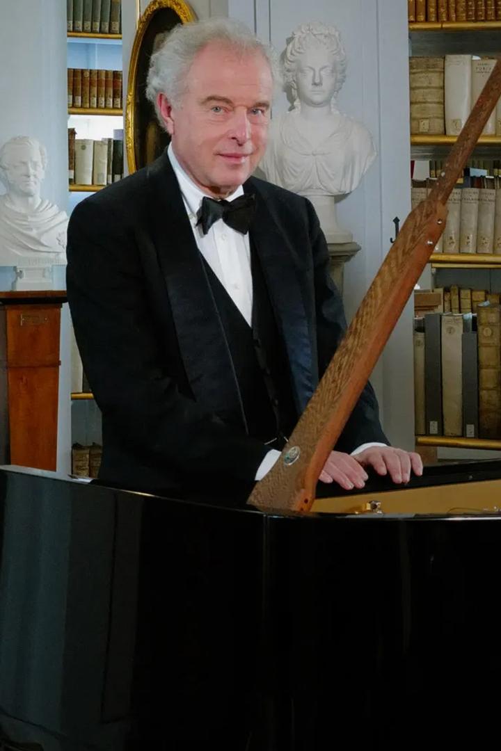 András Schiff spielt Bach, Beethoven & Schubert (andrs-schiff-spielt-bach-beethoven-schubert) Музыка