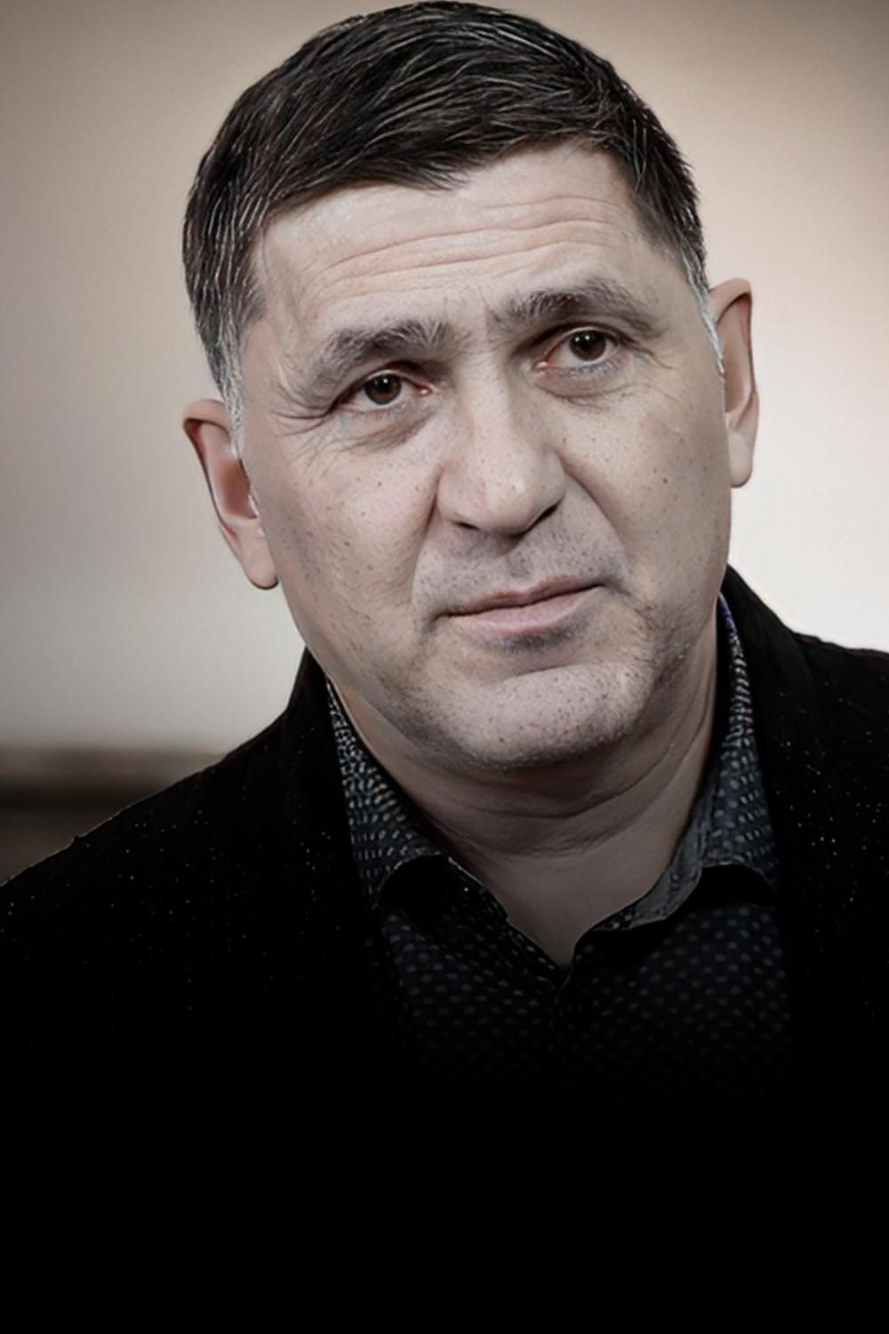 А у нас во дворе... Прерванный сезон (a-u-nas-vo-dvore-prervannyj-sezon) Фильм 2023
