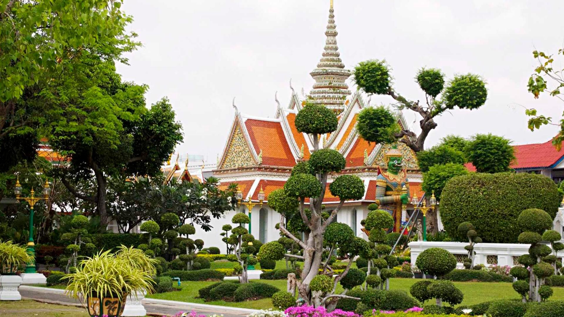 Mit Roller und Boot durch Thailand Von Phuket bis Koh Phangan mit Sarazar (mit-roller-und-boot-durch-thailand-von-phuket-bis-koh-phangan-mit-sarazar) Документальный фильм