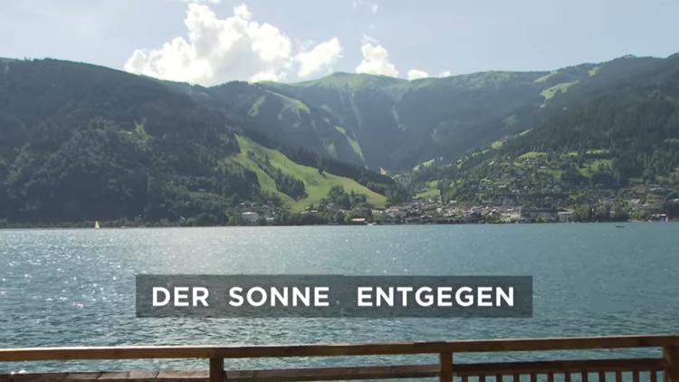 Постер Der Sonne entgegen Urlaub – auf Salzburgs Bergen