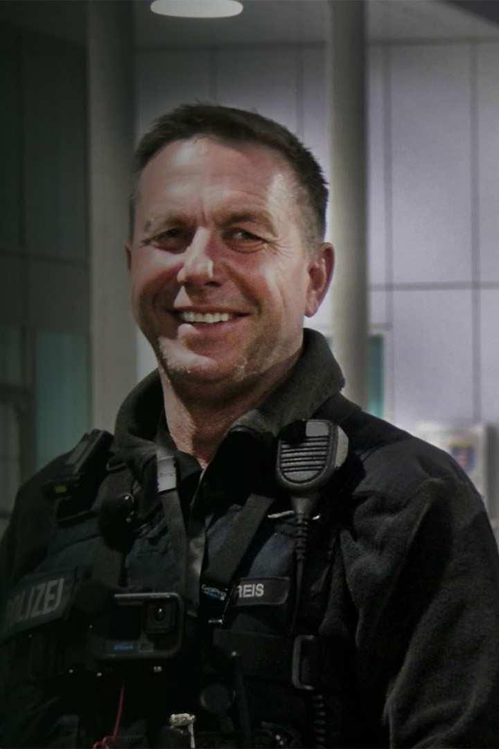 Speed Cops – Poser und Raser im Visier (speed-cops-poser-und-raser-im-visier) Познавательное