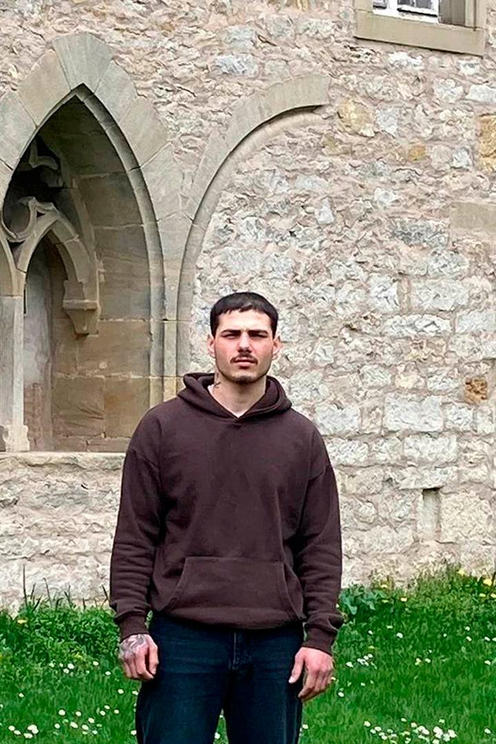 De la prison au monastère (de-la-prison-au-monastre) Документальный фильм