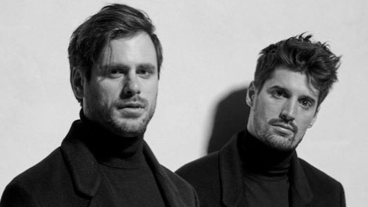 Постер 2cellos - Live in London 2011