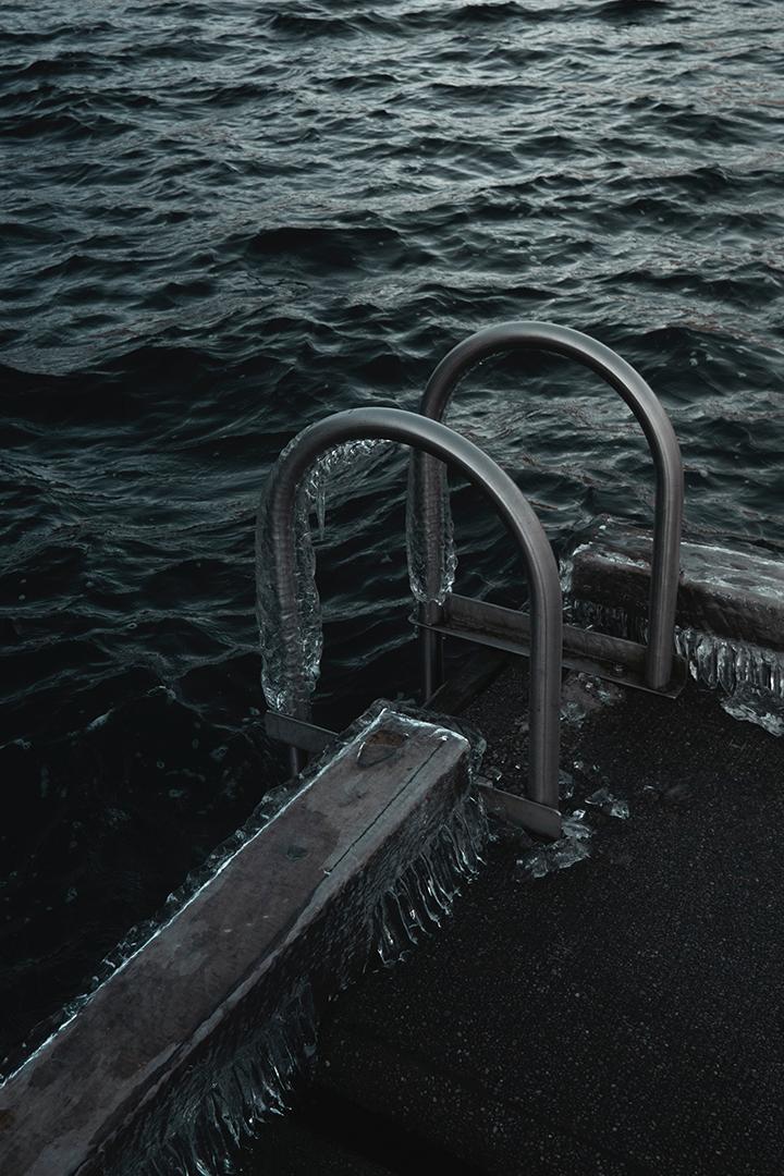 Pelde aukstumā (pelde-aukstum) Документальный фильм