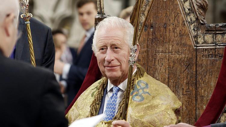 Постер Charles III: The Coronation Year