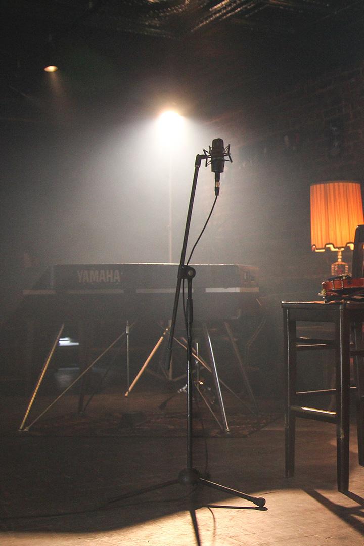 Между небом и землёй (mezhdu-nebom-i-zemlej) Музыка