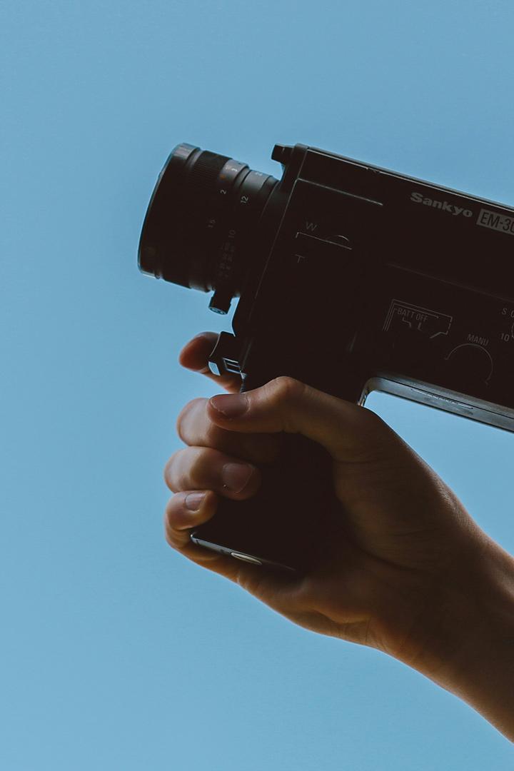 Профессионалы (professionaly) Документальный фильм