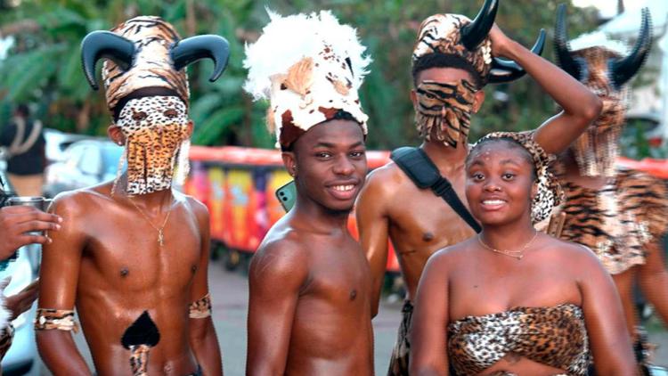 Постер Guadeloupe, le carnaval en héritage