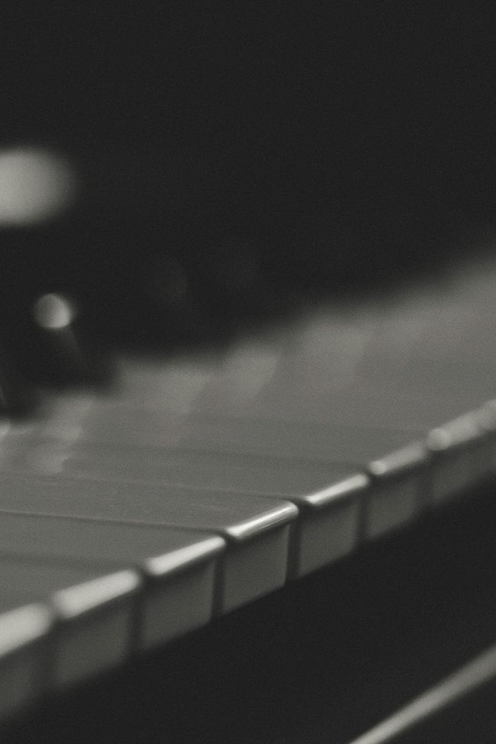 Lana Del Rey x Taylor Swift x... (lana-del-rey-x-taylor-swift-x) Музыка