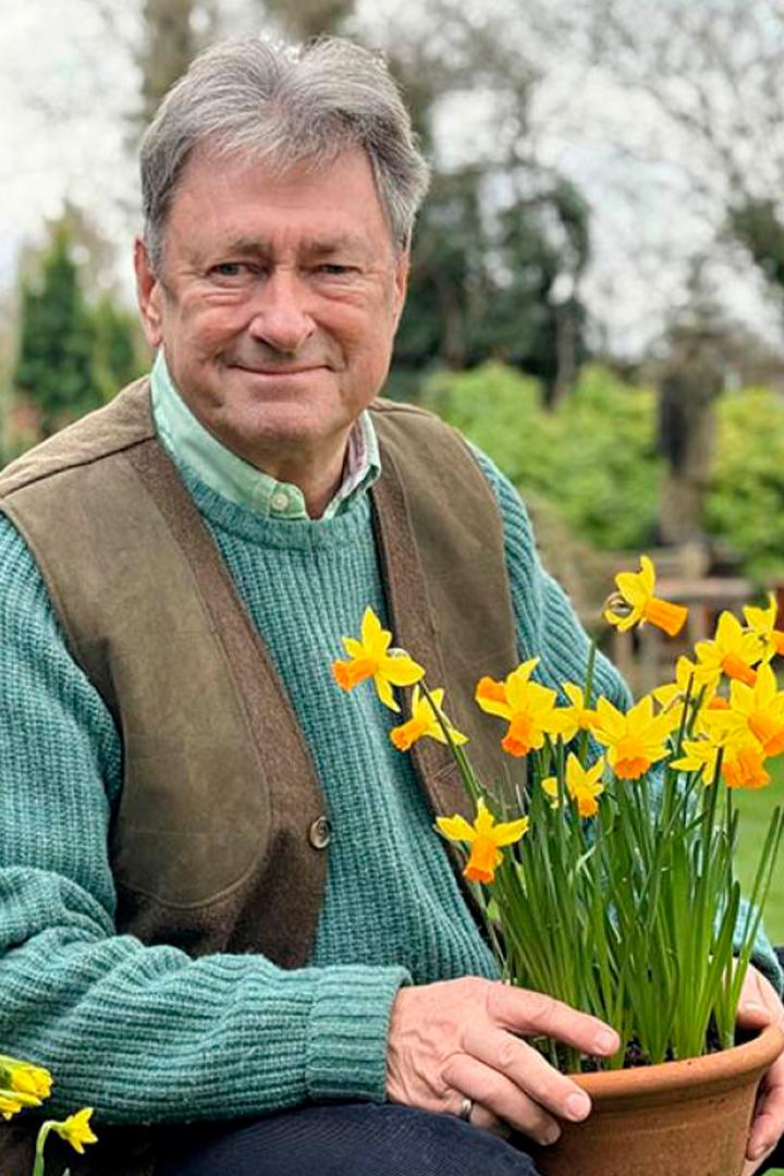 Alan Titchmarsh's Gardening Club (alan-titchmarshs-gardening-club) Досуг, хобби