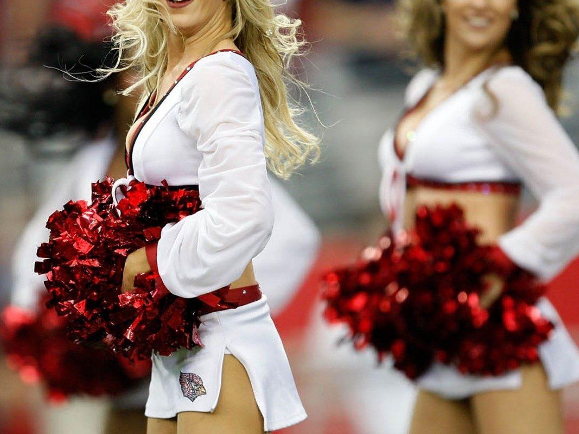 Defiling Cheerleaders (defiling-cheerleaders) Для взрослых