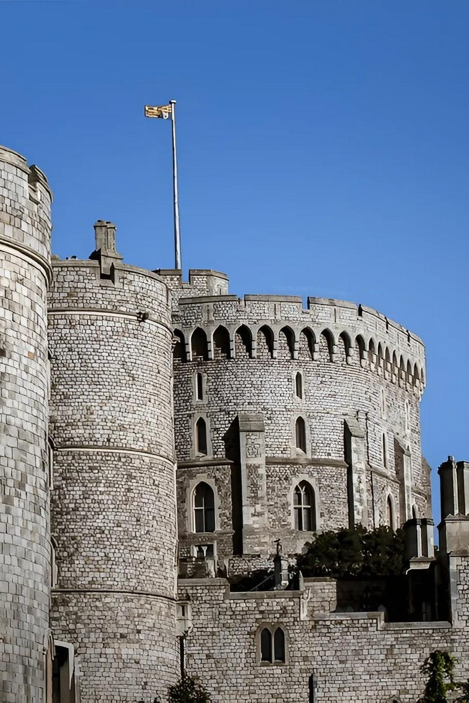 Inside Windsor Castle (inside-windsor-castle) Документальный сериал