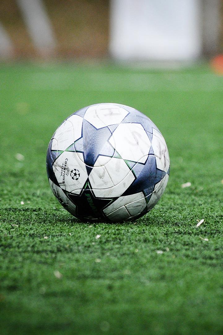 Футбол. Лига чемпионов. 1/8 финала. Обзор (futbol-liga-chempionov-18-finala-obzor) Познавательное