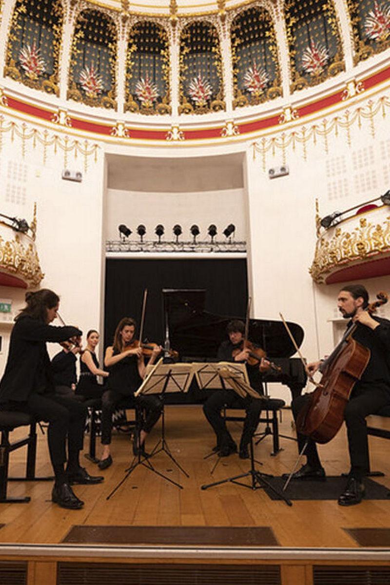 Фортепианный фестиваль в Лилле: Худит Яурегуи и группа Quatuor Gerhard (fortepiannyj-festival-v-lille-hudit-jauregui-i-gruppa-quatuor-gerhard) Музыка