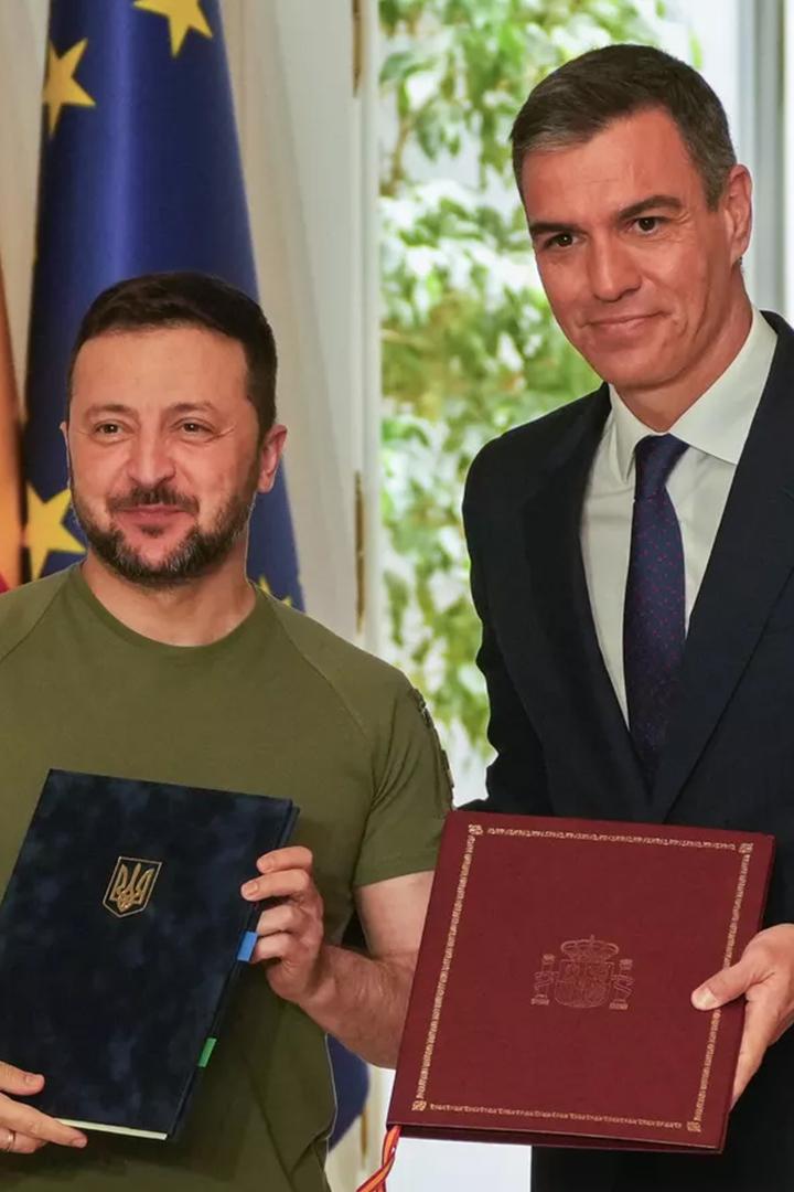 Спільна пресконференція президента України Володимира Зеленського та премьєр-міністра Іспанії Педро Санчеса (splna-preskonferentsja-prezidenta-ukrani-volodimira-zelenskogo-ta-premr-mnstra-span-pedro-sanchesa) Досуг, хобби
