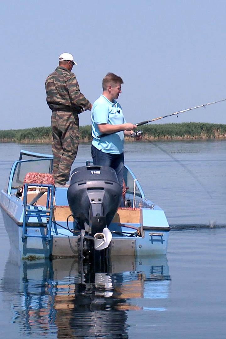 Летняя рыбалка в дельте Волги (letnjaja-rybalka-v-delte-volgi) Документальный фильм