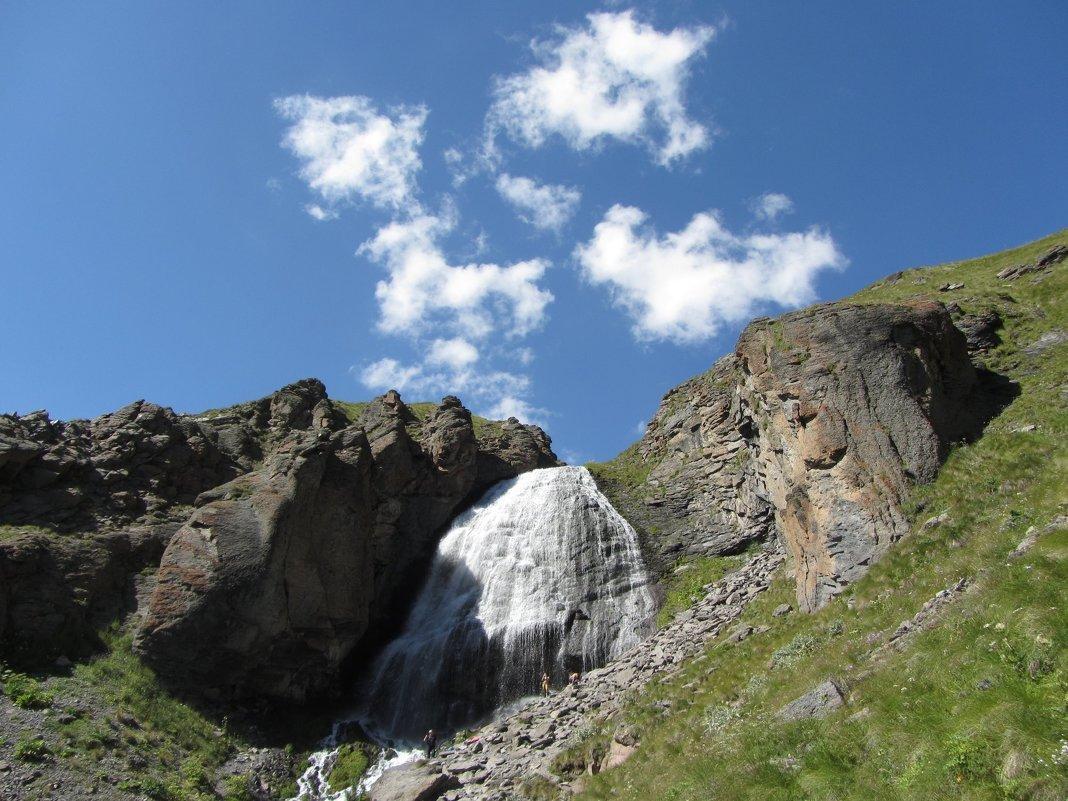Водопад Девичьи косы (vodopad-devichi-kosy) Досуг, хобби