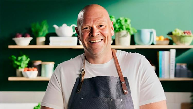 Постер Tom Kerridge Cooks Britain