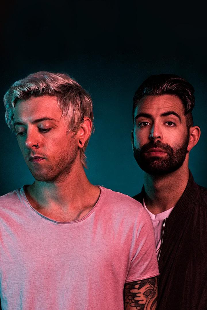 Breathe Carolina & Dropgun ft. Kaleena Zanders. Rhythm Is A Dancer (breathe-carolina-dropgun-ft-kaleena-zanders-rhythm-is-a-dancer) Музыка
