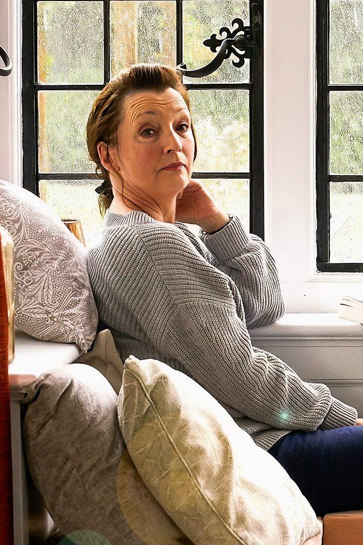 Mum (mum) Сериал