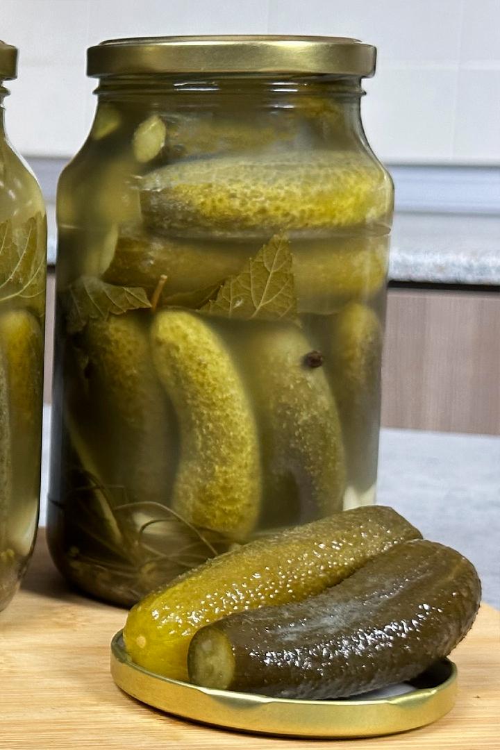 Огурцы на зиму как бочковые (ogurtsy-na-zimu-kak-bochkovye) Досуг, хобби