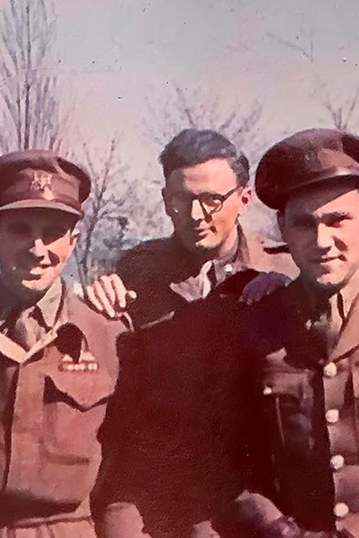 Freuds Krieg – Vom Elitesoldaten zum Nazijäger (freuds-krieg-vom-elitesoldaten-zum-nazijger) Документальный фильм