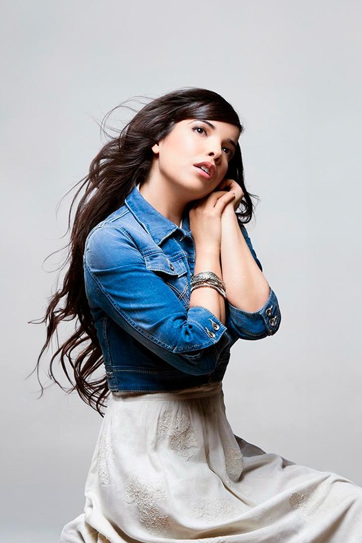 Indila. Tourner Dans Le Vide (indila-tourner-dans-le-vide) Музыка