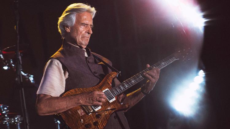 Постер John McLaughlin, The 4th Dimension - A to Jazz 2022