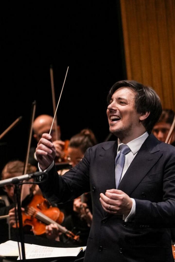 Les Siècles, Адриен Перрюшон: Равель (les-sicles-adrien-perrjushon-ravel) Музыка
