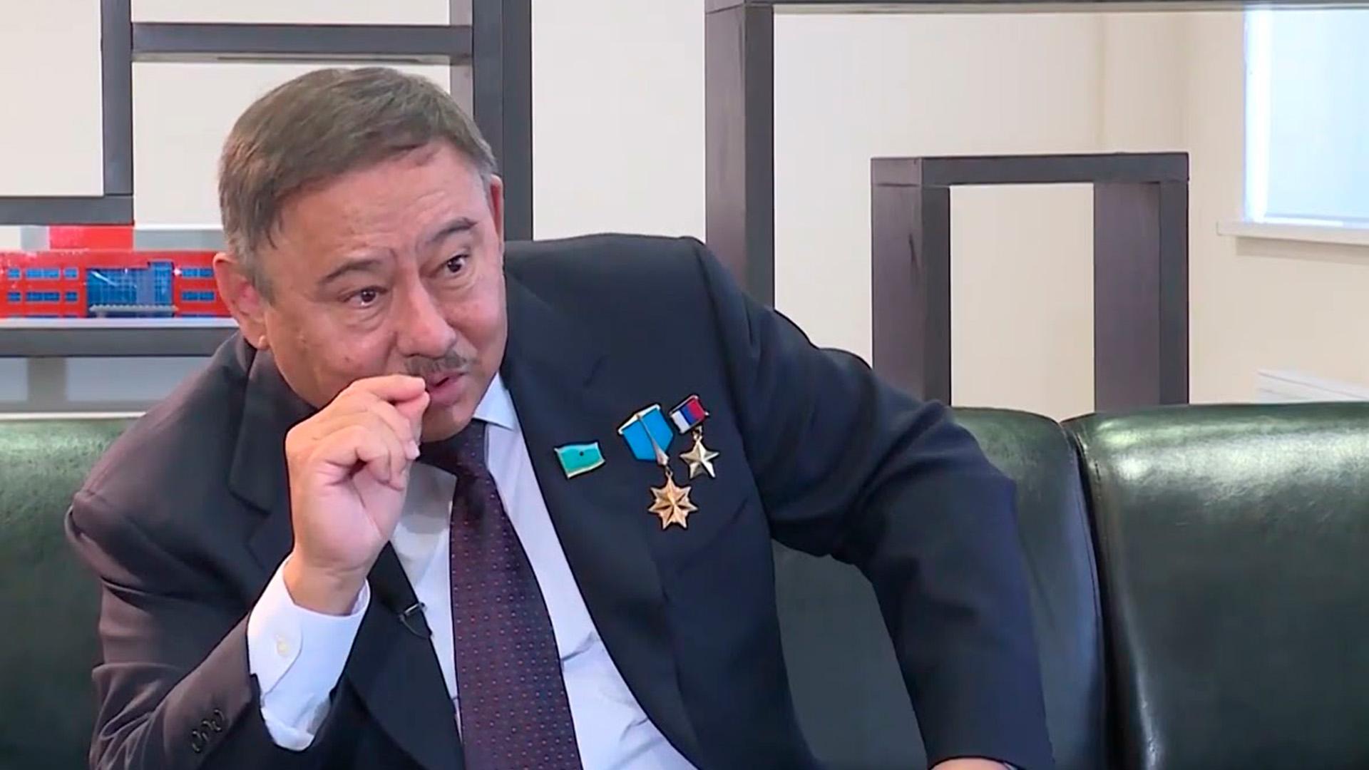 Талгат Мусабаев. Сын земли. Покоритель вселенной (talgat-musabaev-syn-zemli-pokoritel-vselennoj) Документальный фильм