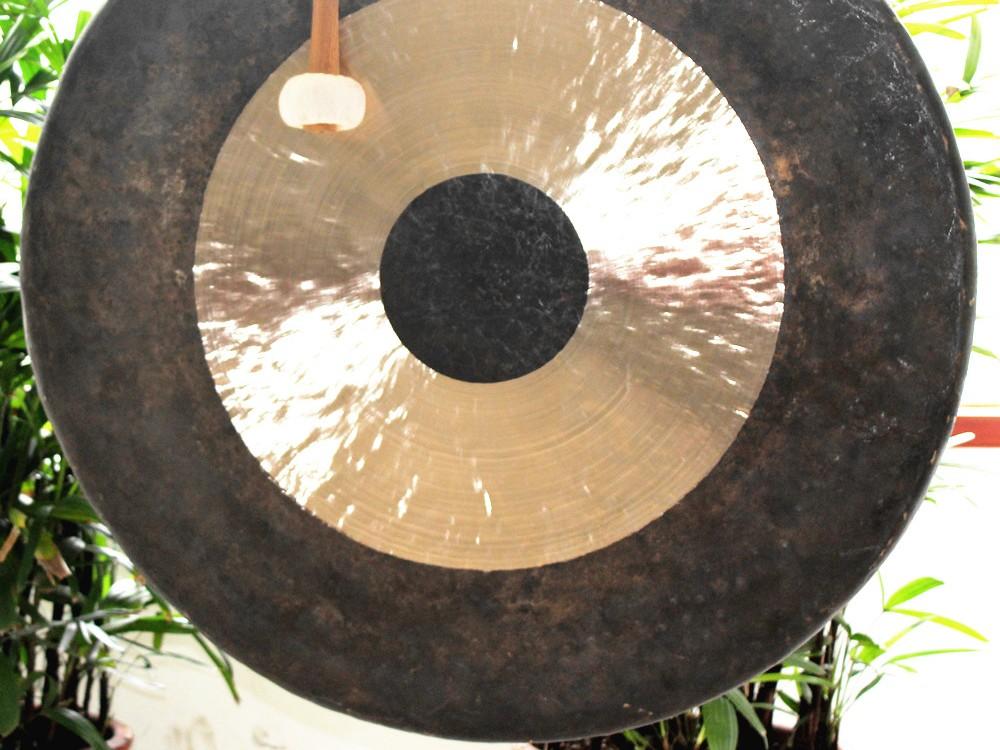 Когда звучит гонг (kogda-zvuchit-gong) Документальный фильм